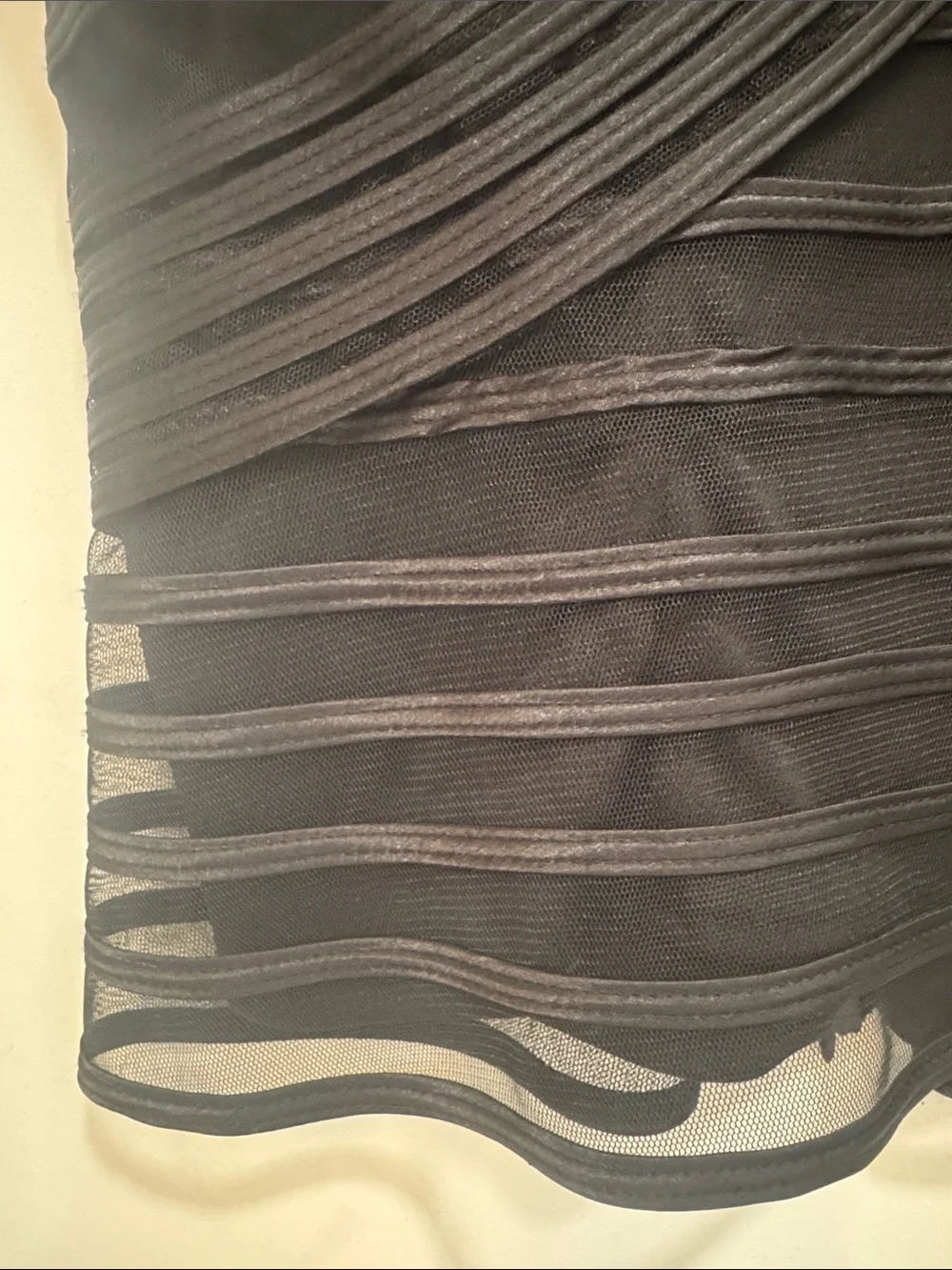 Sandra Darren Size 12 Black Dressy Detail Top - Picture 8 of 13